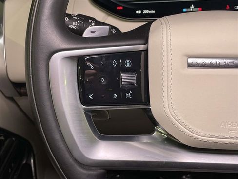 Used 2024 Land Rover Range Rover SE image 43