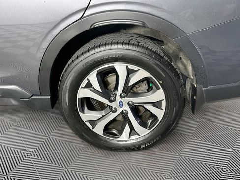 Used 2020 Subaru Outback Limited w/ Popular Package #2 AWD/4WD image 40