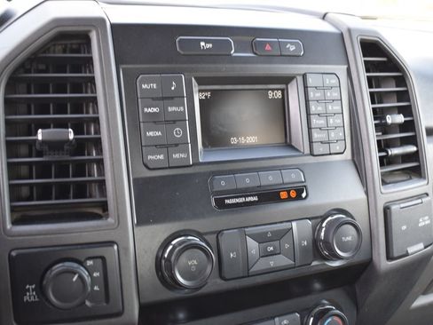 Used 2019 Ford F250 XL w/ STX Appearance Package AWD/4WD image 12