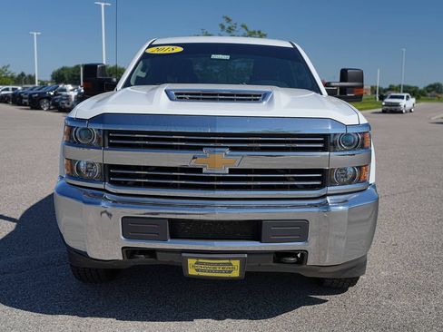 Used 2018 Chevrolet Silverado 3500 W/T w/ WT Convenience Package AWD/4WD image 2