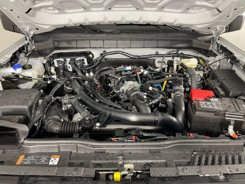 New 2026 Ford Bronco Badlands image 9