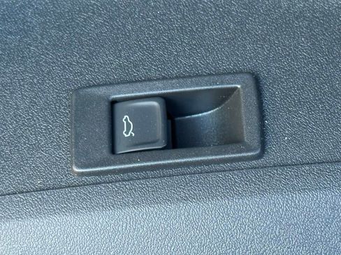 New 2025 Audi Q5 Premium Plus image 63