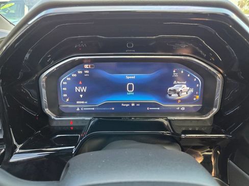 Certified 2024 Chevrolet Silverado 1500 ZR2 w/ Technology Package AWD/4WD image 30