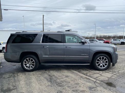 Used 2020 GMC Yukon XL Denali image 6