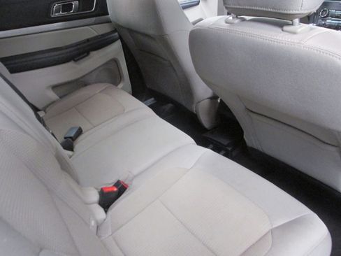 Used 2019 Ford Explorer XLT w/ Equipment Group 201A image 31