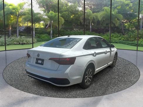 Used 2024 Volkswagen Jetta S FWD image 5