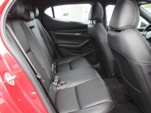 Used 2022 MAZDA MAZDA3 s image 28