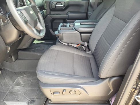 Used 2023 Chevrolet Silverado 1500 Custom w/ LPO, Dark Essentials Package image 10