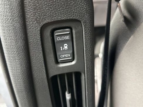 Used 2020 Honda Odyssey EX image 18