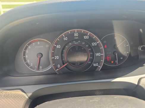 Used 2017 Honda Accord EX-L image 19