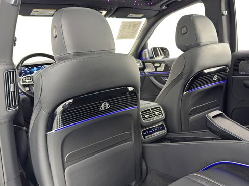 Used 2022 Mercedes-Benz Maybach GLS 600 4MATIC image 55