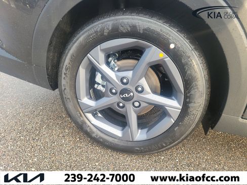 New 2026 Kia K4 FWD image 9