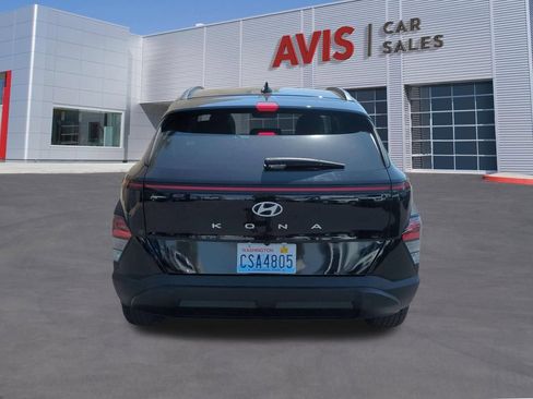 Used 2025 Hyundai Kona SEL FWD image 7