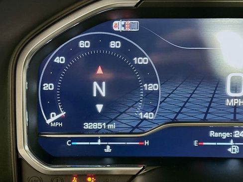 Used 2024 GMC Sierra 1500 Denali image 13
