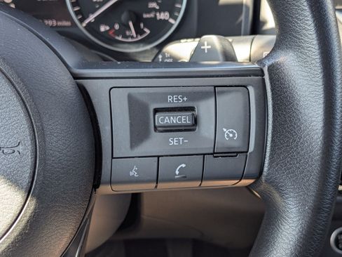 Used 2023 Nissan Rogue S AWD/4WD image 20