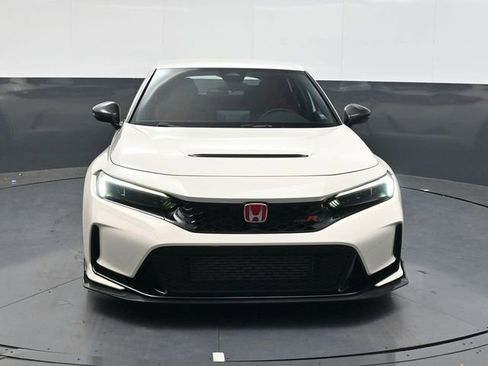 Used 2023 Honda Civic Type R image 9
