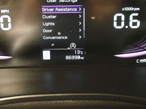 Used 2023 Kia Soul LX w/ LX Technology Package FWD image 16