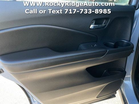 Used 2022 Honda Pilot Sport image 32