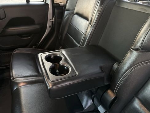 Used 2020 Jeep Gladiator Overland image 32