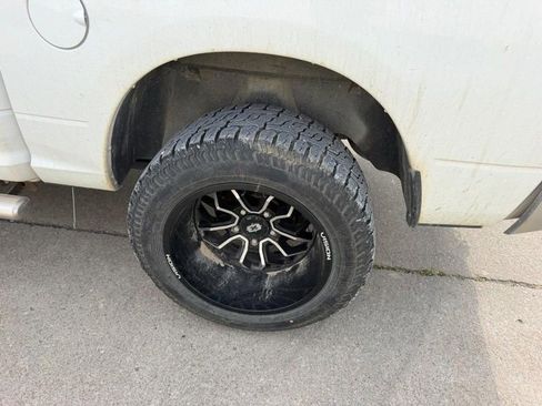 Used 2018 RAM 1500 Big Horn image 6