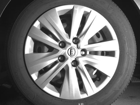 Used 2025 Nissan Sentra S FWD image 14