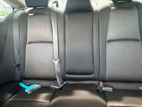 Used 2018 Honda Accord EX image 34