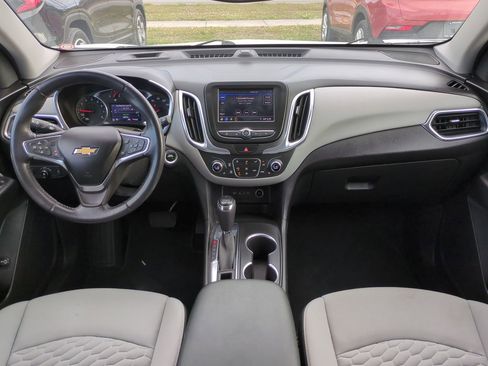 Used 2021 Chevrolet Equinox LT FWD image 13