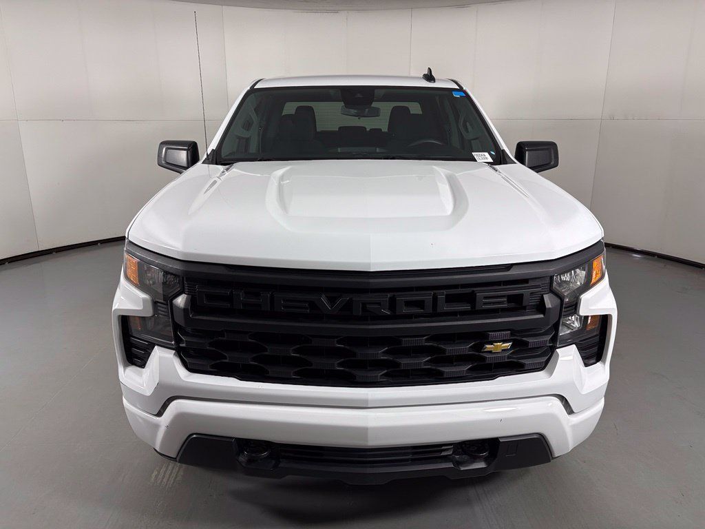 Certified 2024 Chevrolet Silverado 1500 Custom RWD image 4