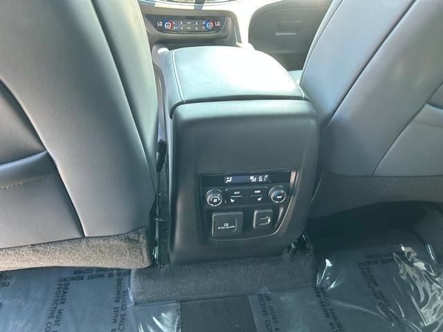 Used 2024 Buick Enclave Premium AWD/4WD image 15