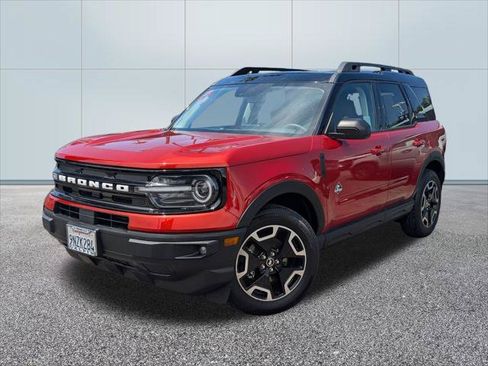 Certified 2024 Ford Bronco Sport Outer Banks w/ Tech Package AWD/4WD image 1