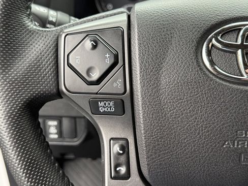 Used 2021 Toyota Tacoma TRD Sport image 22