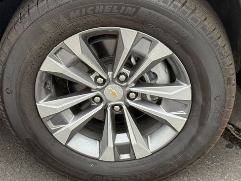 Used 2025 Chevrolet Equinox LT image 30