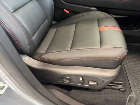 Used 2025 Chevrolet Traverse RS w/ LPO, Floor Liner Package AWD/4WD image 18