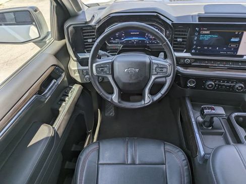 Used 2023 Chevrolet Silverado 1500 LT Trail Boss AWD/4WD image 16
