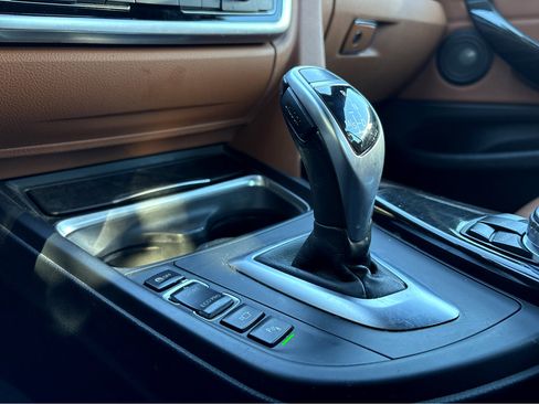 Used 2015 BMW 428i Convertible image 14