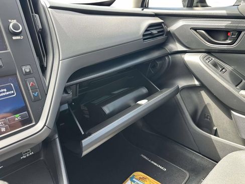 Used 2024 Subaru Crosstrek 2.0i AWD/4WD image 17