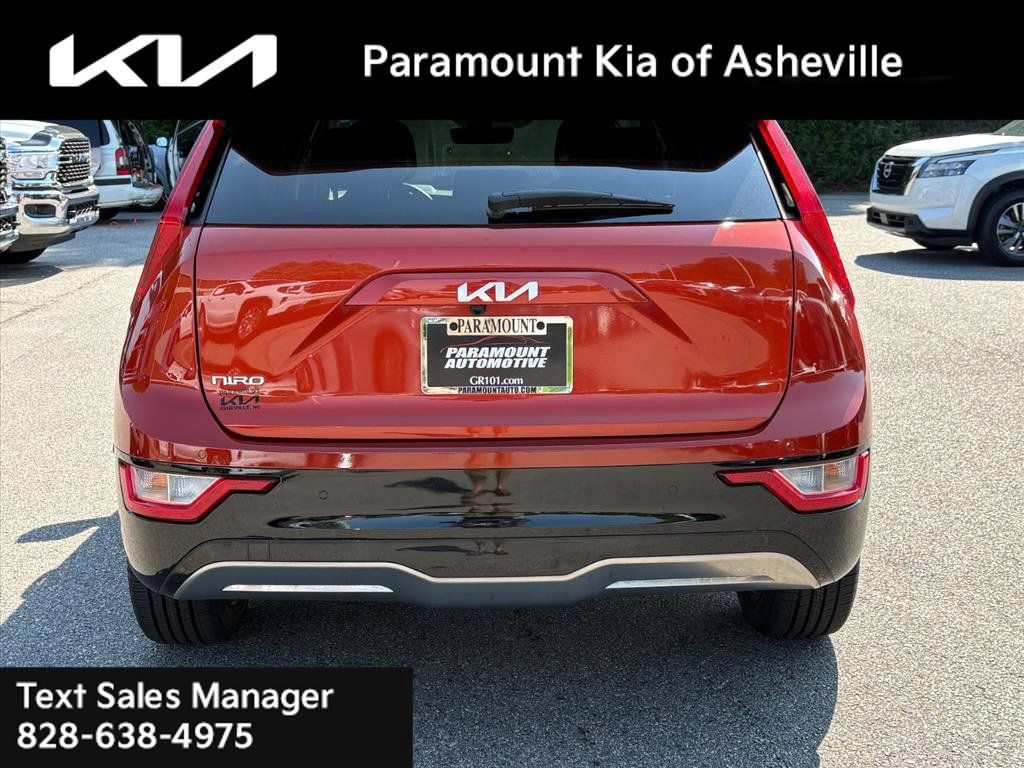 Certified 2023 Kia Niro Wind FWD image 5