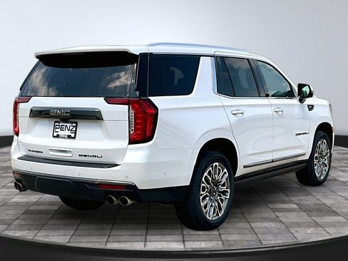 Used 2024 GMC Yukon Denali Ultimate AWD/4WD image 7