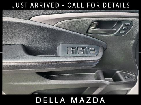 Used 2022 Honda Pilot TrailSport image 23