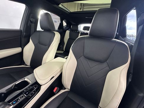 Used 2022 Lexus NX 350 AWD w/ Luxury Package image 21