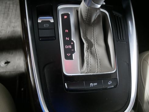 Used 2013 Audi Q5 2.0T Premium w/ Convenience Pkg AWD/4WD image 29