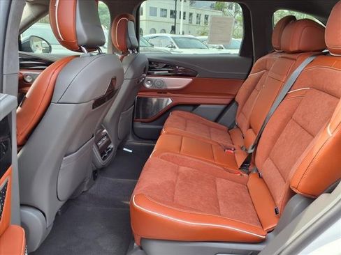 New 2025 Lincoln Nautilus Black Label w/ Jet Appearance Package image 13