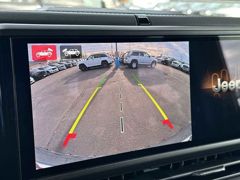 New 2026 Jeep Wrangler Unlimited Rubicon w/ Technology Group image 22