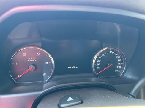 Used 2015 GMC Sierra 2500 Denali w/ Duramax Plus Package image 12