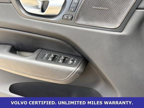 Certified 2024 Volvo XC60 B5 Plus w/ Protection Package Premier AWD/4WD image 25