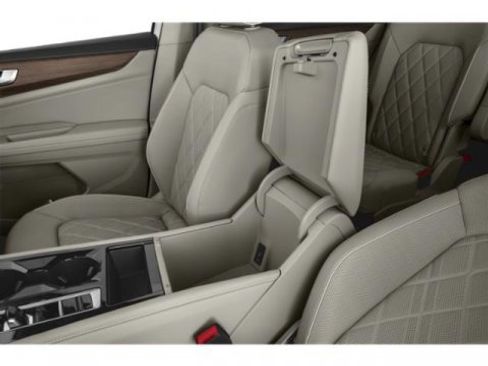 Used 2024 Volkswagen Atlas SEL Premium R-Line image 14