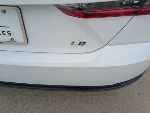 Used 2025 Toyota Camry LE image 11