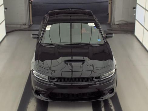 Used 2019 Dodge Charger Scat Pack w/ Dynamics Package RWD image 2