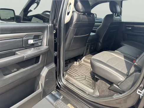 Used 2017 RAM 1500 Sport w/ Black Ram 1500 Sport Group AWD/4WD image 16