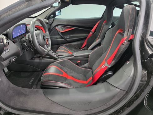 Used 2022 McLaren 720S Performance RWD image 6